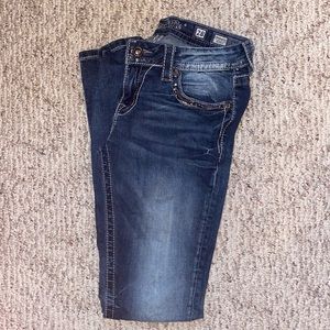 Miss Me skinny jeans size 28